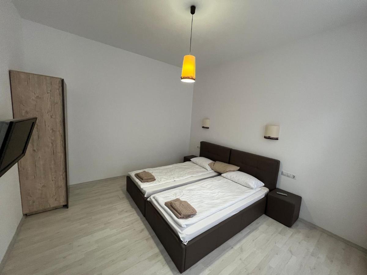 Апартаменти Apartament Teodora Сібіу Екстер'єр фото